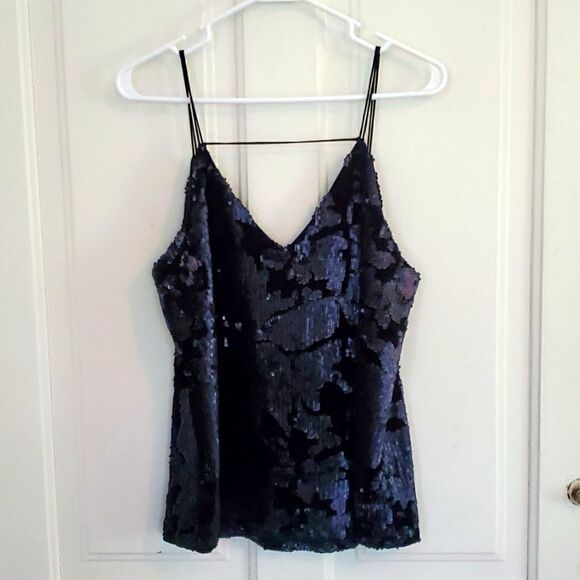 RO + DE Navy Sequined Tank - Picture 10 of 11